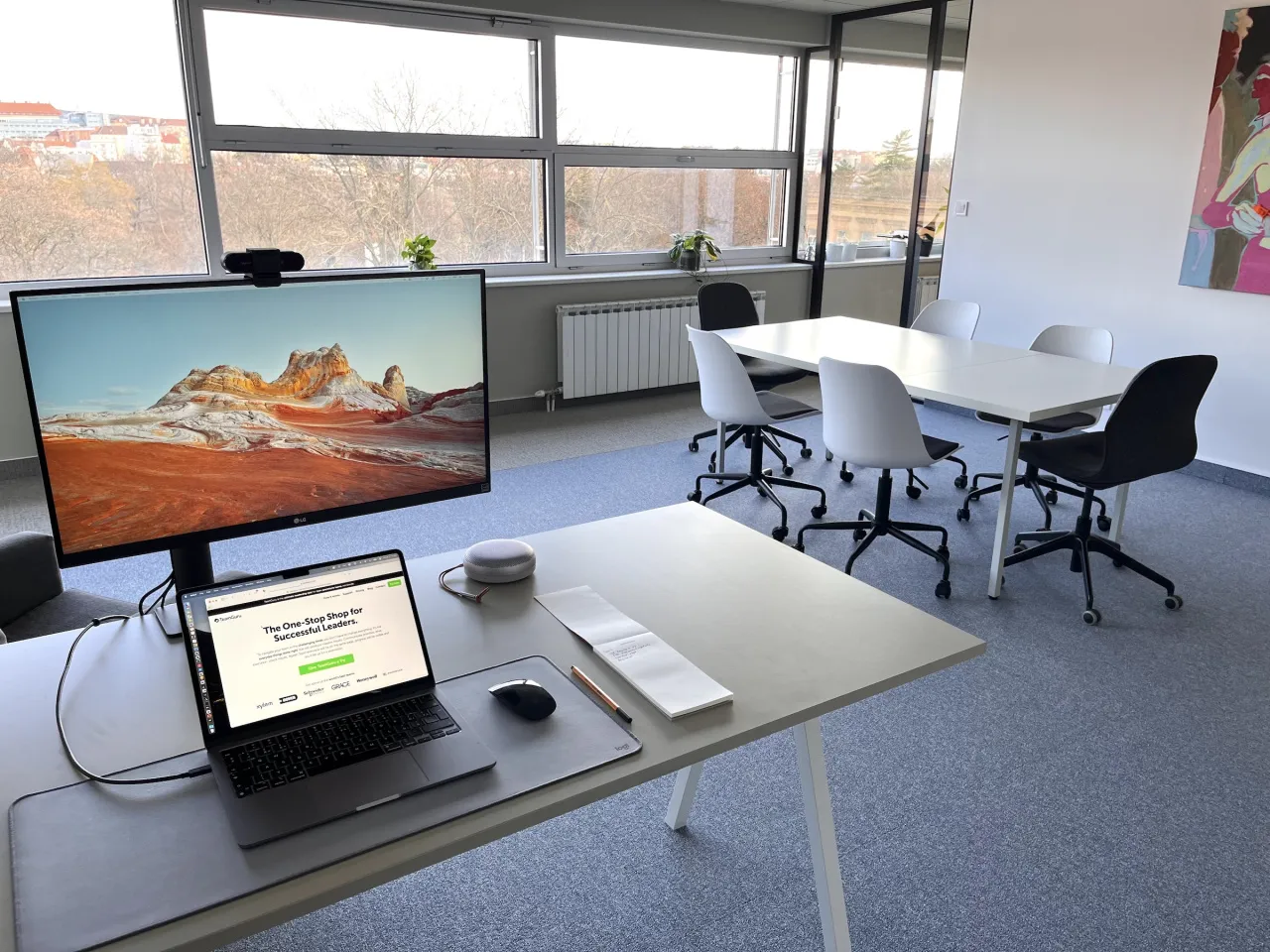 TeamGuru's Secret Weapon for Success: A Clean Desk